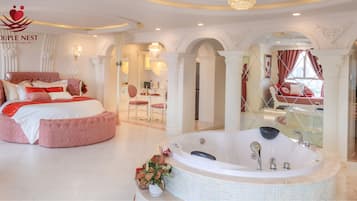 1 chambre, fer et planche à repasser, Wi-Fi gratuit, draps fournis