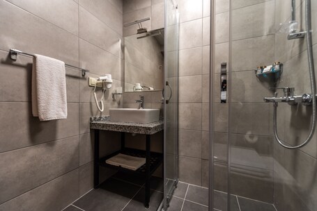 Bram Hotel Istanbul - Image 20