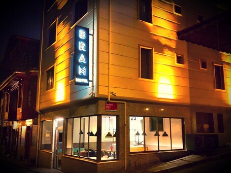 Bram Hotel Istanbul - Image 3