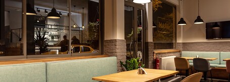 Bram Hotel Istanbul - Image 13