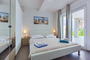 6 bedrooms, iron/ironing board, free WiFi, bed sheets