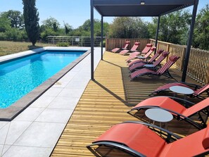 Outdoor pool, a heated pool - Rocamadour, beautiful authentic home with large garden and private swimming pool (Couzou)