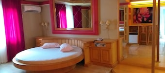 Motel Avenida - Adult Only