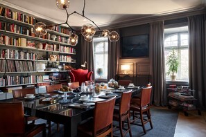 Free daily full breakfast - Ett Hem (Stockholm)