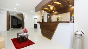 Reception - HOTEL CENTRAL INN (Kanayannur)