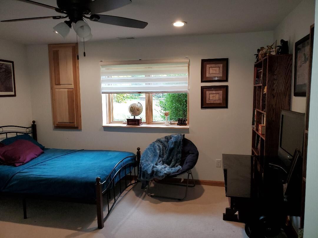 Entire 4200 sq ft. South east.  Great neighborhood