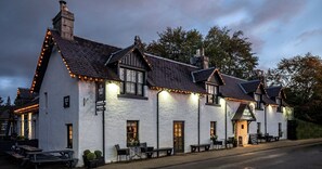 Front of property - The Boat Inn (Aboyne)