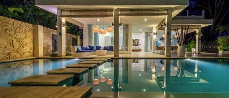 Alberca al aire libre