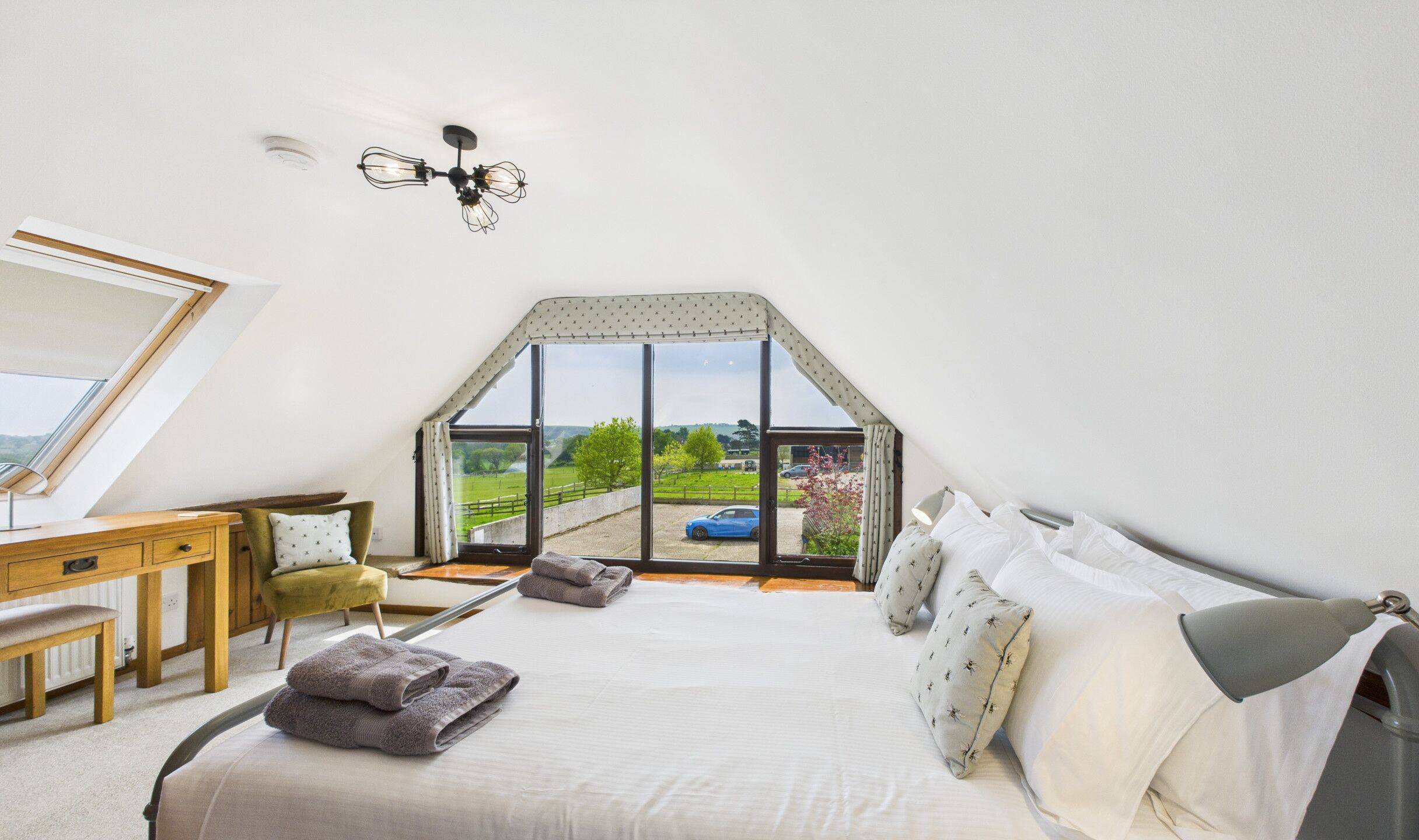 3 bedrooms, iron/ironing board, travel cot, free WiFi