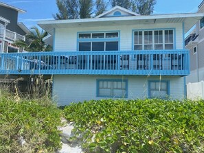 Exterior - Breathtaking Views and Lasting Memories - Beachfront Fun & Relaxation (Anna Maria)