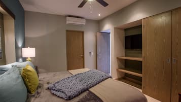 1 habitación, tabla de planchar con plancha, internet y ropa de cama