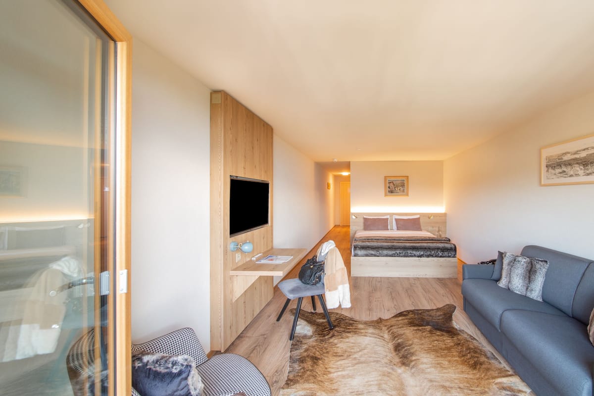 Standard Double Room | 1 bedroom, in-room safe, individually decorated, individually furnished