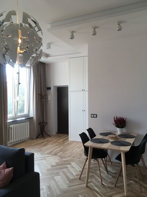 商务公寓 | 起居区 | 平板电视