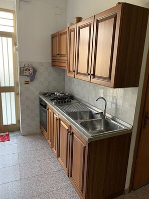 Microwave, oven, toaster, cookware/dishes/utensils