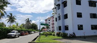 Grace Court Homestay (Three Bedroom)