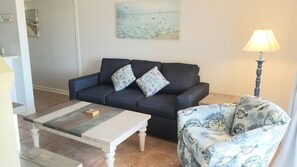 Smart TV - Sugar Beach complex is Directly on the Beach. Four pools! Summer Specials!
 (Orange Beach)