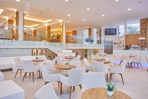 Snack bar