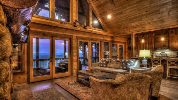 TV, fireplace, stereo