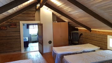 2 sovrum, skrivbord, ljudisolering och wi-fi