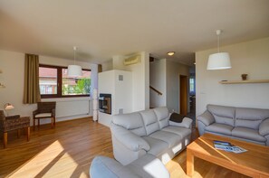 Maison Familiale (Linz) | Salle de séjour