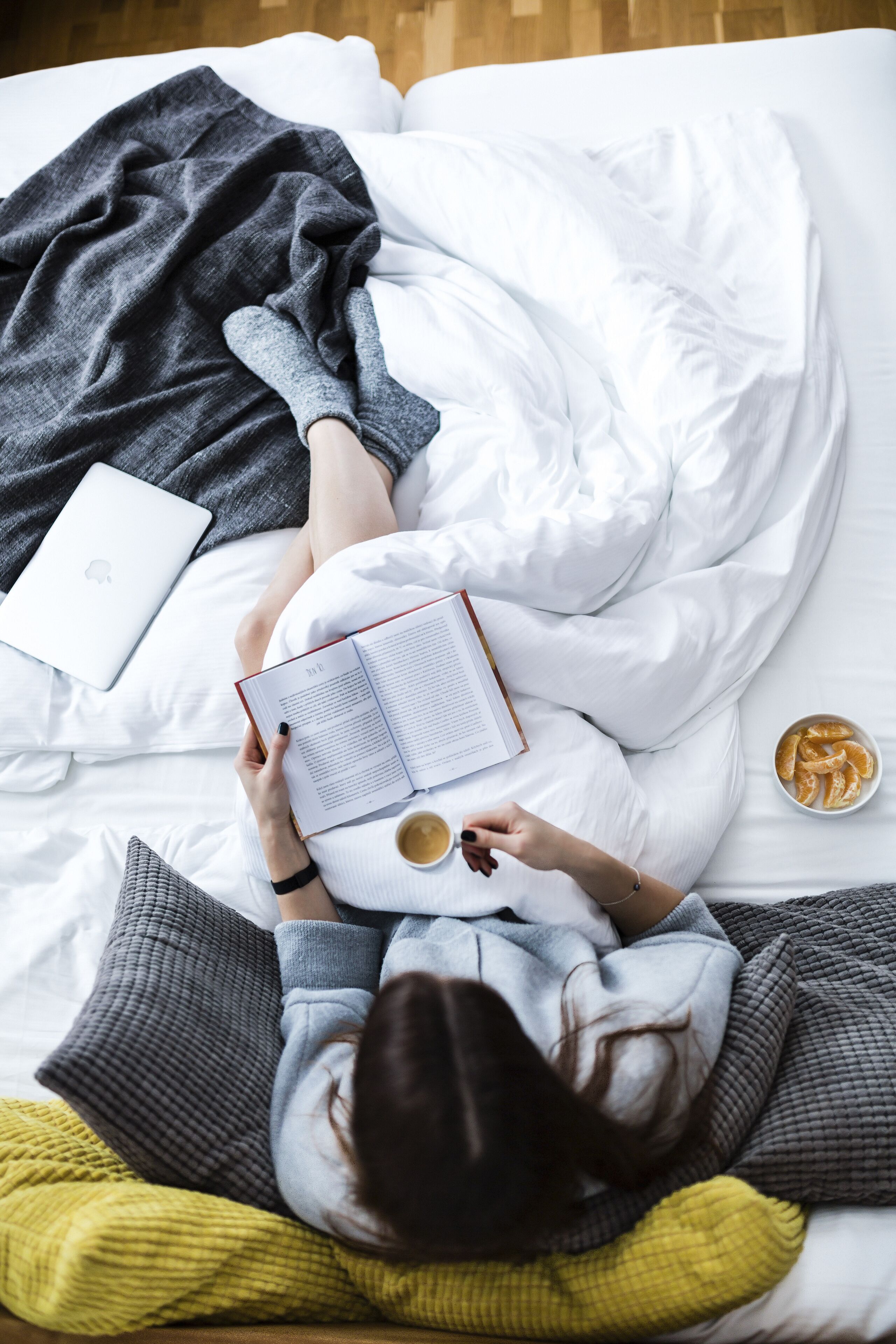 Skrivebord, arbejdsområde til bærbare computere, mørklægningsgardiner