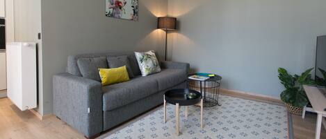 Télévision à écran plat