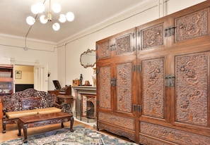 Royal Room | Individually decorated, individually furnished, laptop workspace