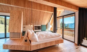 Suite, Terrace | In-room safe, individually furnished, desk, soundproofing - Oberhauser Hütte Passion for Nature (Luson)