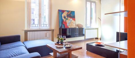 Leilighet, 2 soverom | Oppholdsområde | Flatskjerm-TV