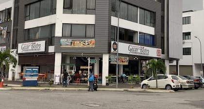 Family Friendly HomeStay at Setia Alam, Modern, Cozy & Fully Furnished
