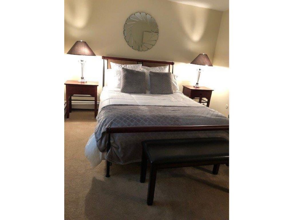 RENOVATED 08-22.  Beautiful Safe and Clean Apartment Close to Everything!!!!