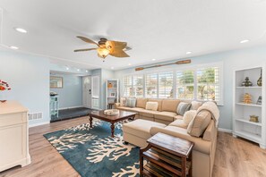 Smart TV, tenis de mesa y libros 