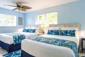 4 室のベッドルーム、アイロン / アイロン台、旅行用ベビーベッド、WiFi (無料)