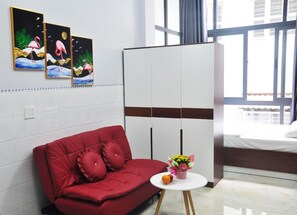 1 chambre, fer et planche Ă repasser, Wi-Fi, draps fournis