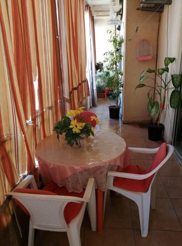 تناول الطعام