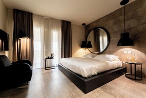 Chambre Deluxe double, 1 grand lit | Literie de qualité, minibar, coffre-fort, décor unique