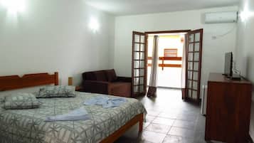 1 bedroom, iron/ironing board, free WiFi