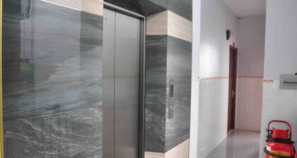 Condominium of five houses # 9