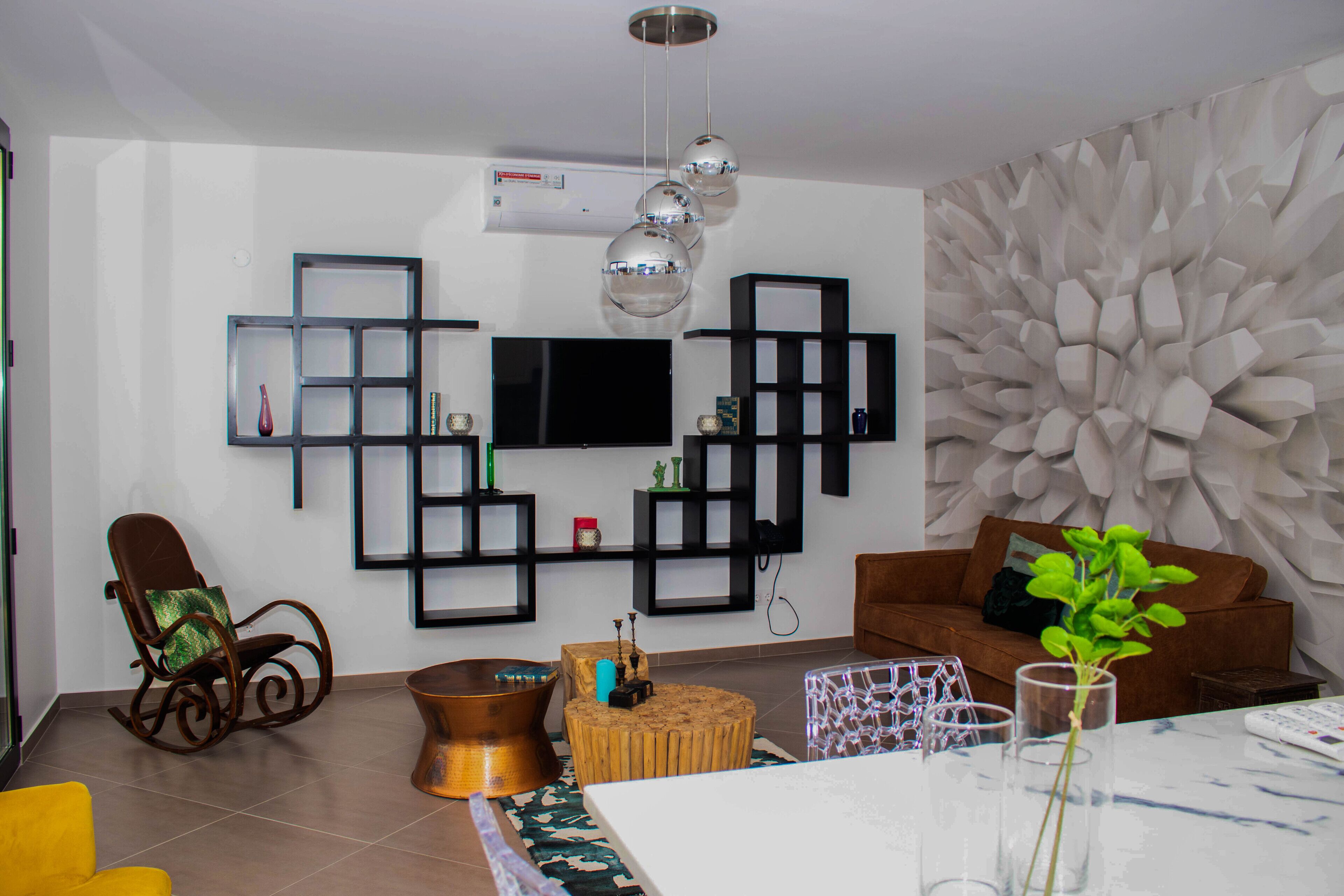 อพาร์ทเมนท์, 2 ห้องนอน (Saudades) | ห้องนั่งเล่น | สมาร ์ททีวี, ภาพยนตร์แบบจ่ายต่อเรื่อง