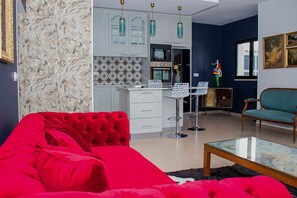 Apartment, 2 Bedrooms (Harmonia) | Living room | Smart TV, pay movies - Aparthotel Palace (Praia)