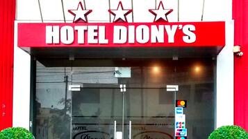 Entrada de la propiedad