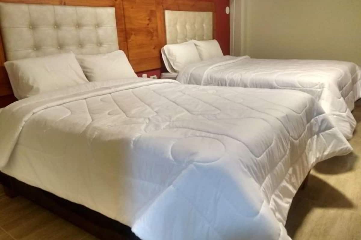 Double Suite | Blackout curtains, free WiFi, individually decorated