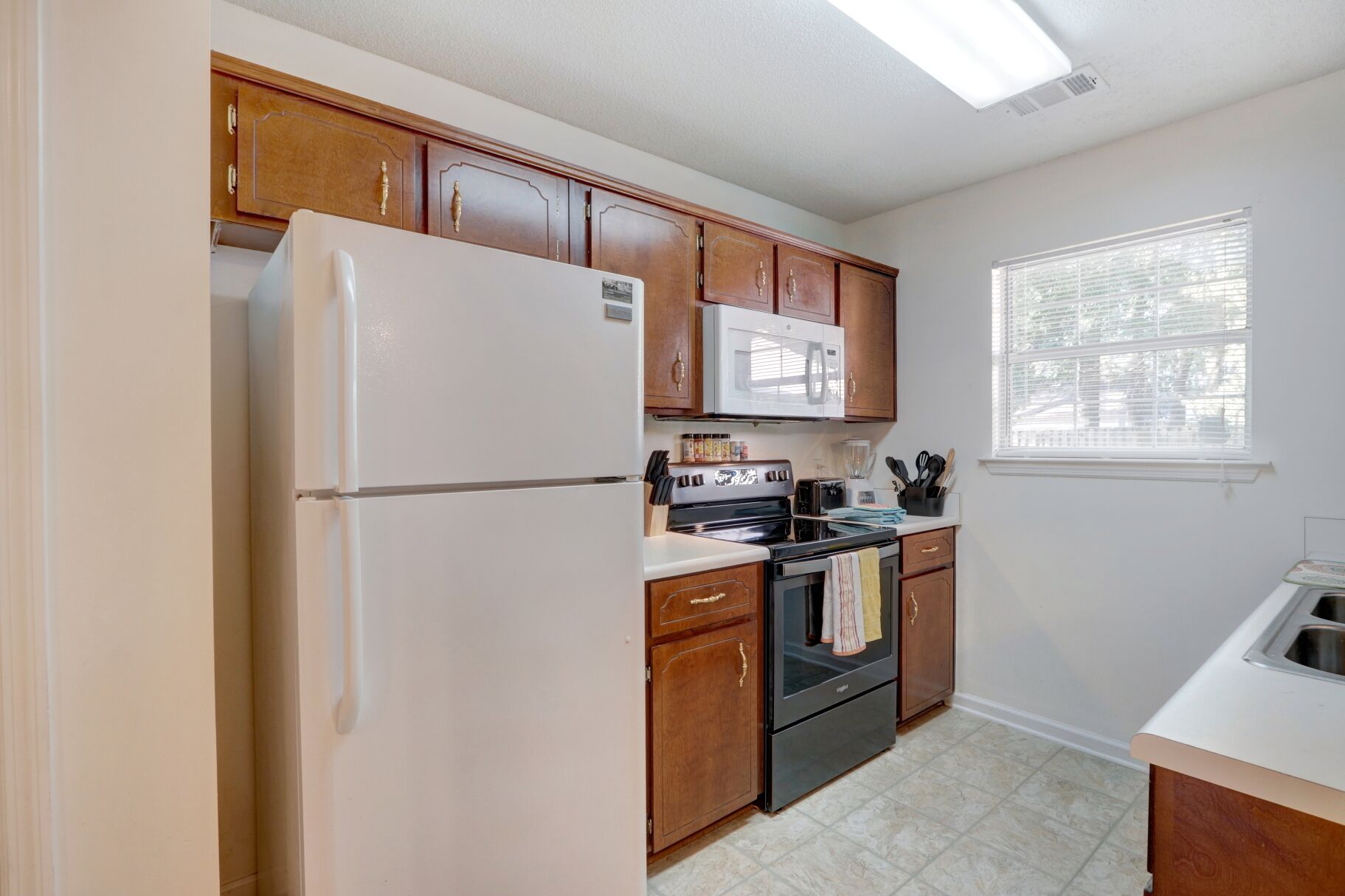 ⭐️Pooler Travelers Retreat II - Entire House -🏠