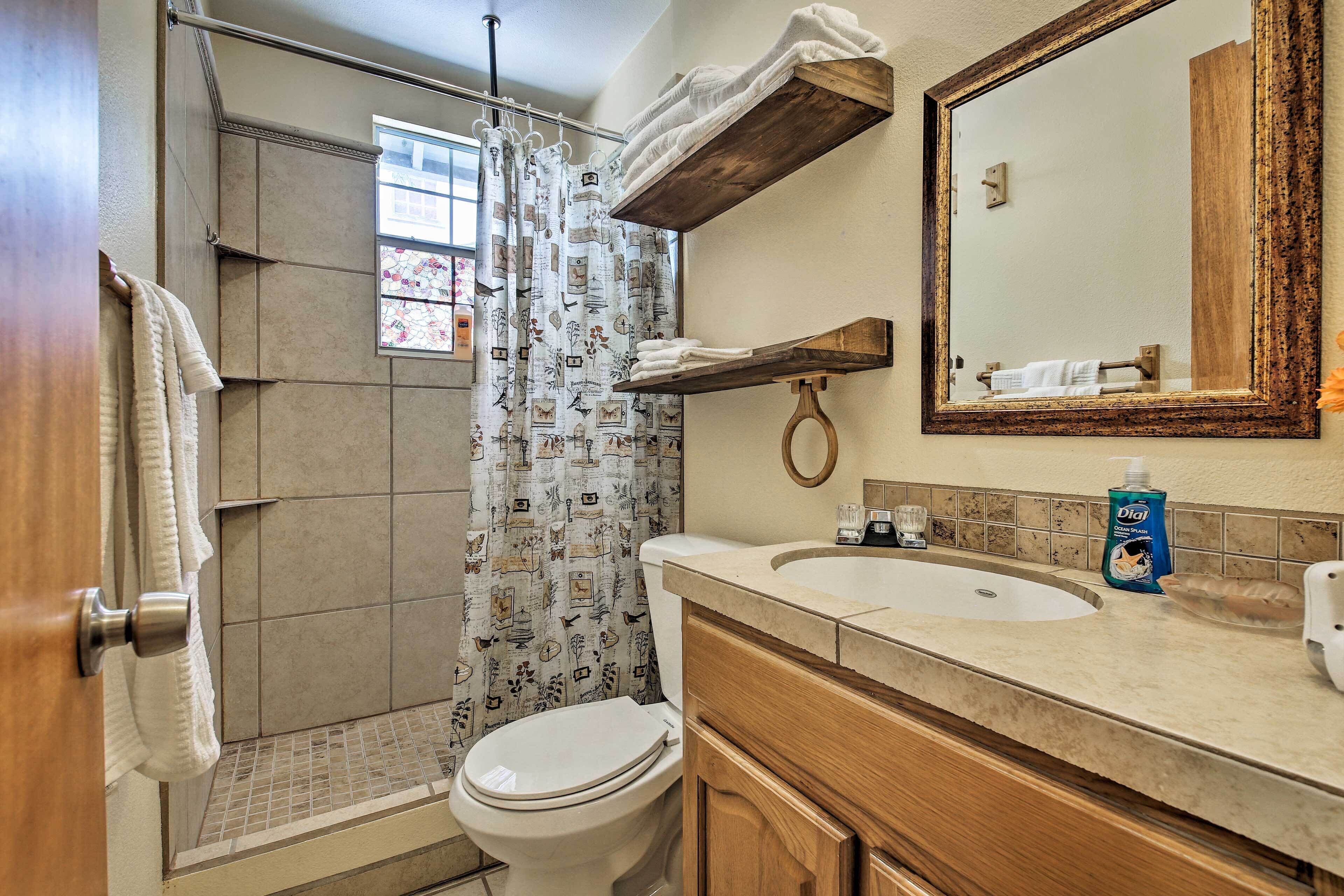 San Antonio House w/Private Pool, Spa & Grill