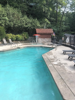 Piscine extérieure