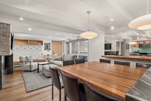 Interior - Contemporary Condo in Aspen Core (Aspen)