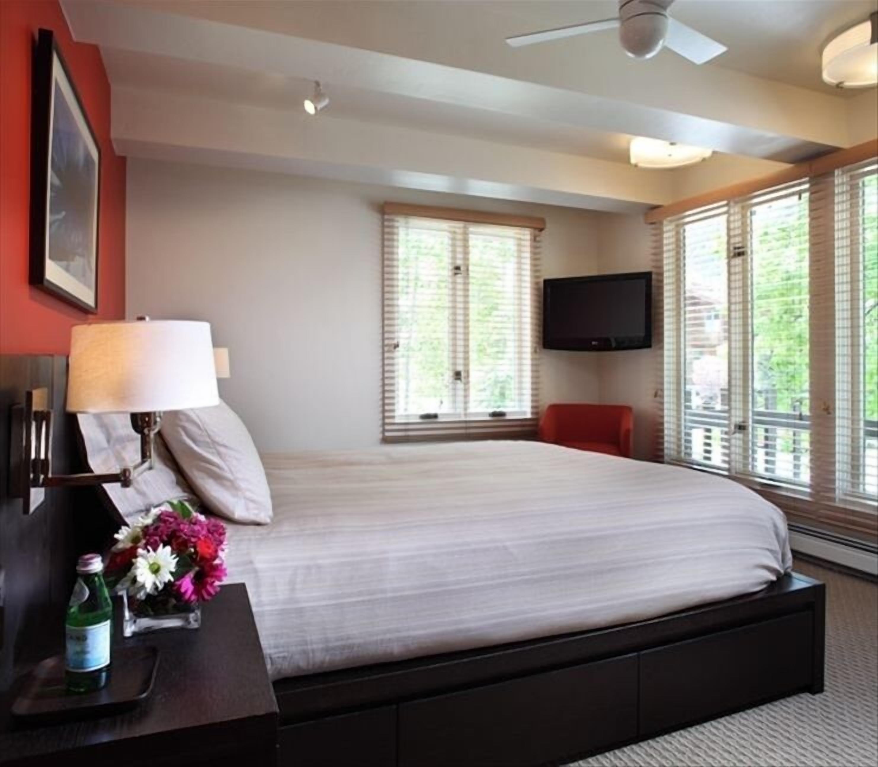 4 bedrooms, free WiFi, bed sheets