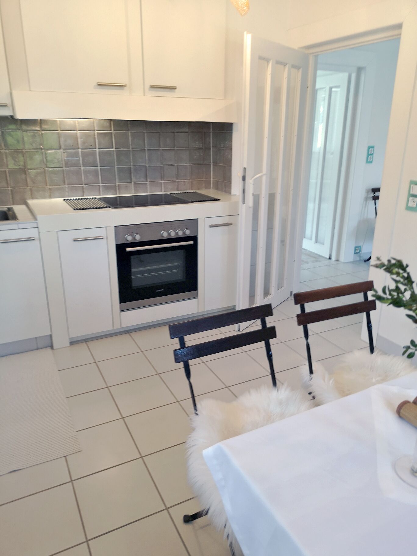 Apartment - guest apartment south. Starnberg, ground floor + upper floor 125m² <A JEWEL>