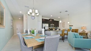 House | Private kitchen - Tasteful 4bed 3bath Pool Townhm Champions Gate (Davenport)