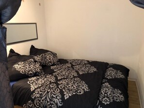 1 bedroom, iron/ironing board, WiFi, bed sheets - Appart 4 you Rudolph (Nurnberg)